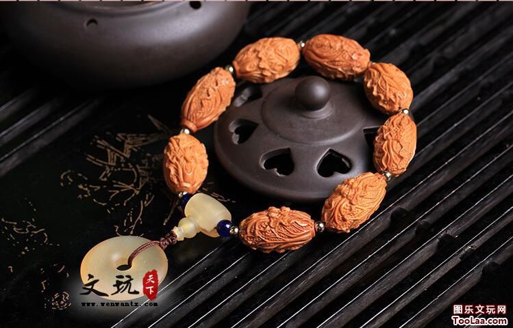 天然油亮橄榄核雕刻白菜百财招财橄榄胡佛珠手串-1