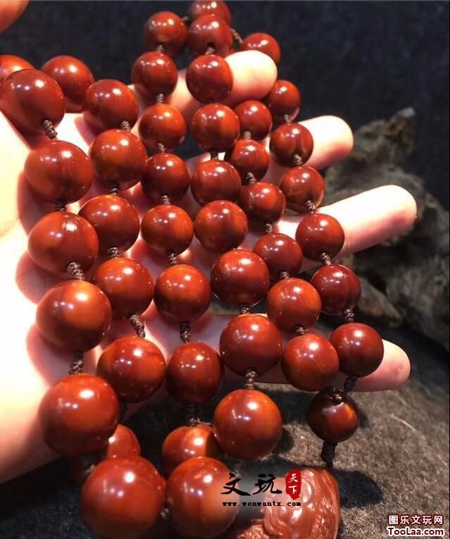 我们要如何盘玩“花了”的橄榄核手串？-1