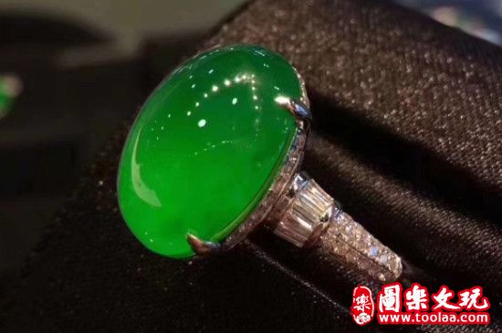 翡翠过灯全是棉絮状是啥种