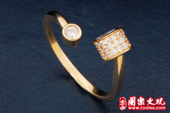 周大福黄金au900是什么意思