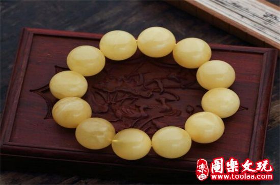 蜜蜡手串如何保养