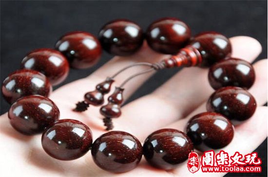 怎么盘小叶紫檀手串包浆