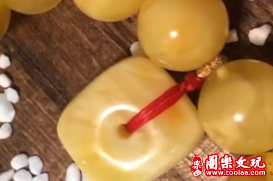 蜜蜡手串怎么盘玩和保养视频