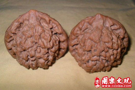 文玩核桃怎么刷油