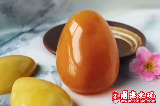 蜜蜡戴久了会变色吗
